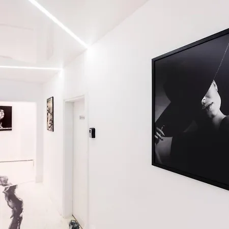 Bucharest Studios Paris Room Exterior photo