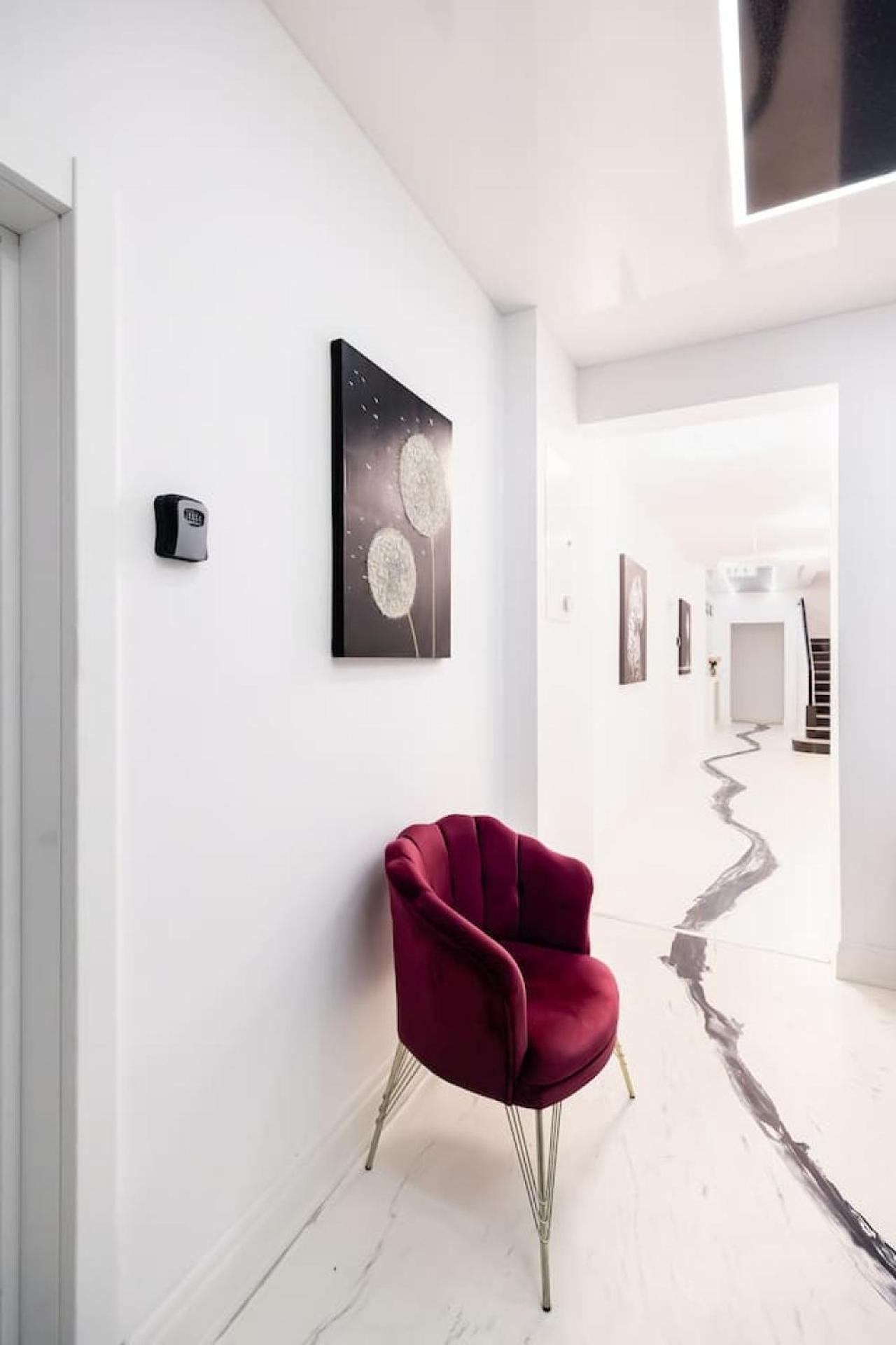 Apartament Paris *